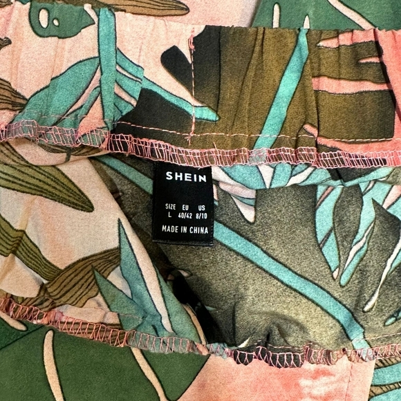 Flora set size large  never  used - Picture 2 of 4